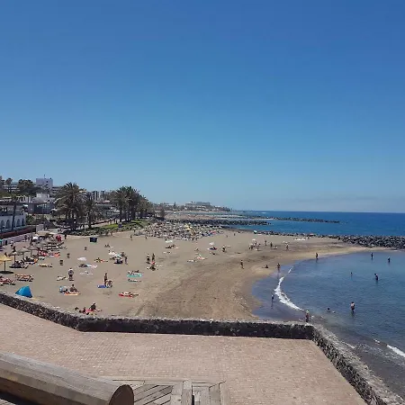 Hemeras Boutique Homes - 100m From The Beach Apartment